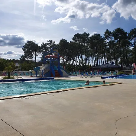 Smala Saint-Julien-en-Born