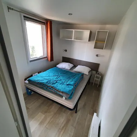 Smala * Saint-Julien-en-Born