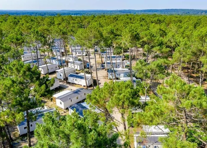 Smala Saint-Julien-en-Born